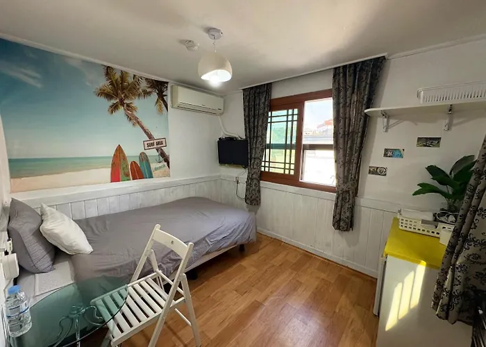 Gudeok Guesthouse
